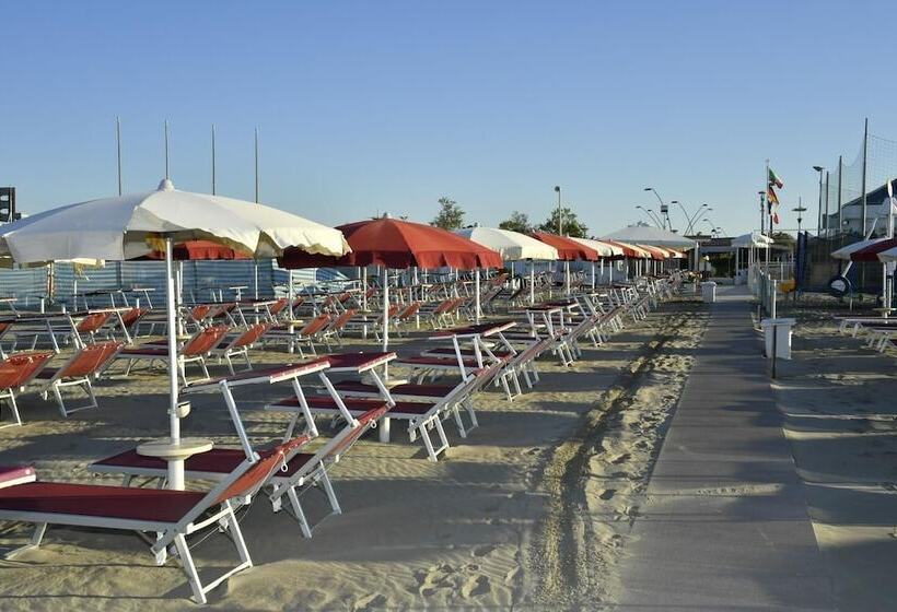 فندق Pensione Elena