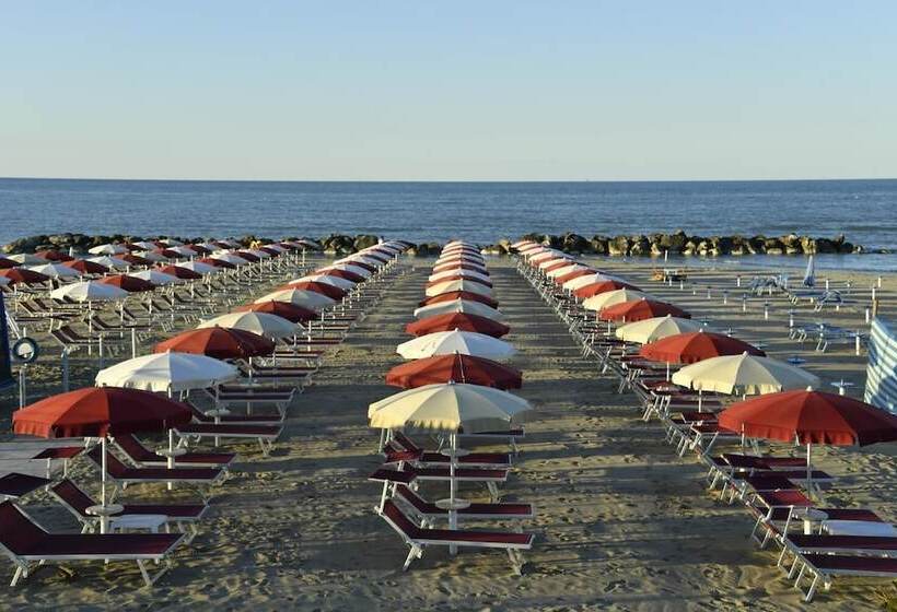 فندق Pensione Elena