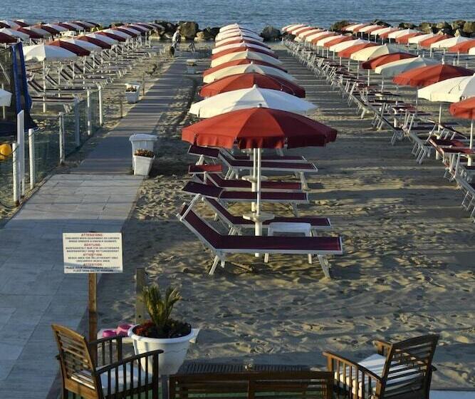 فندق Pensione Elena