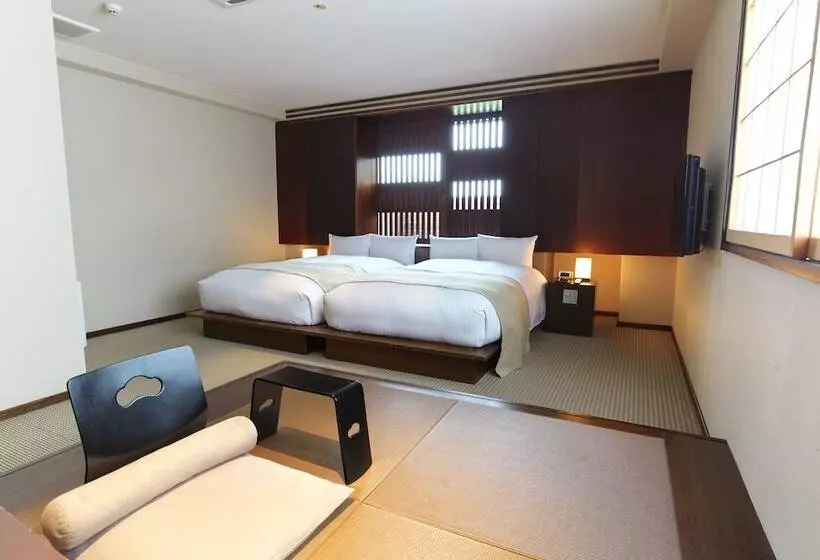 Hotelli Ryotei Matsuya Honkan Suizenji