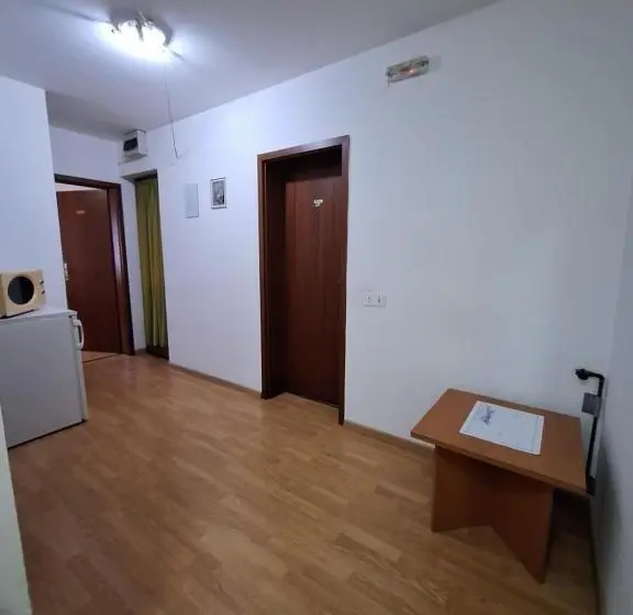 ペンション Mirna Noć   Dvosobna Soba