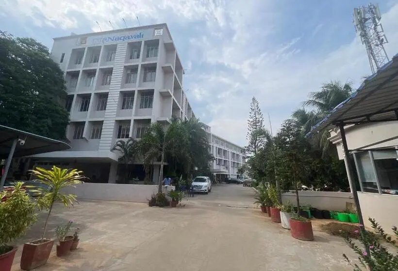 ホテル Varada Nagavali