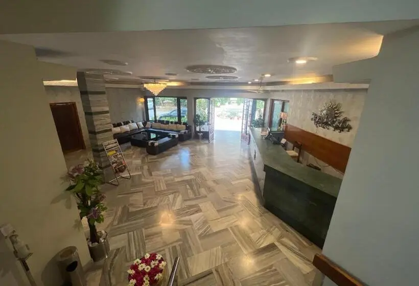 ホテル Varada Nagavali