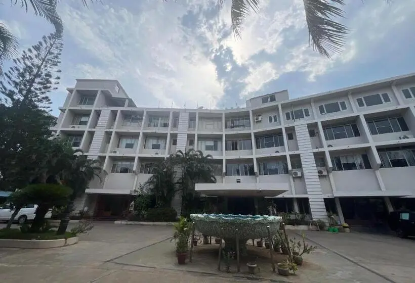 ホテル Varada Nagavali