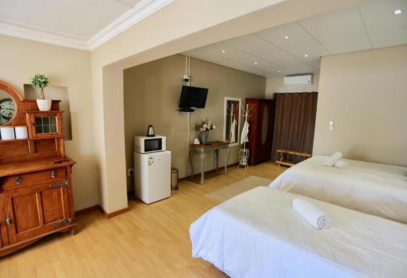 هتل Boutique Guesthouse Mariental
