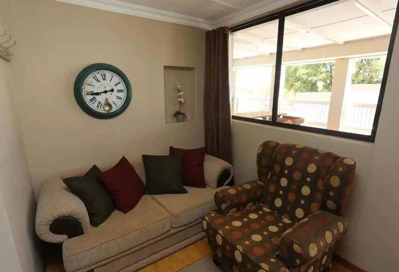 هتل Boutique Guesthouse Mariental