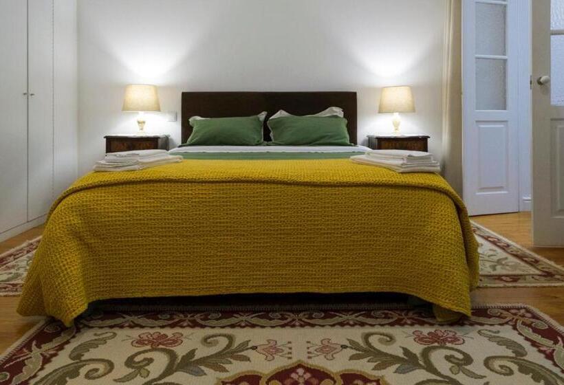 هتل Casa Velha Guesthouse