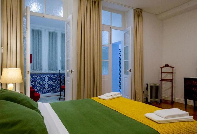 هتل Casa Velha Guesthouse