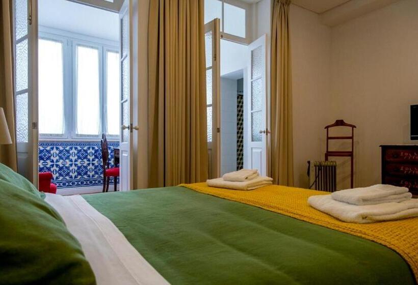 هتل Casa Velha Guesthouse