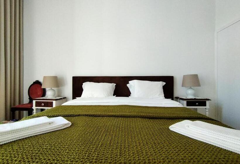 هتل Casa Velha Guesthouse