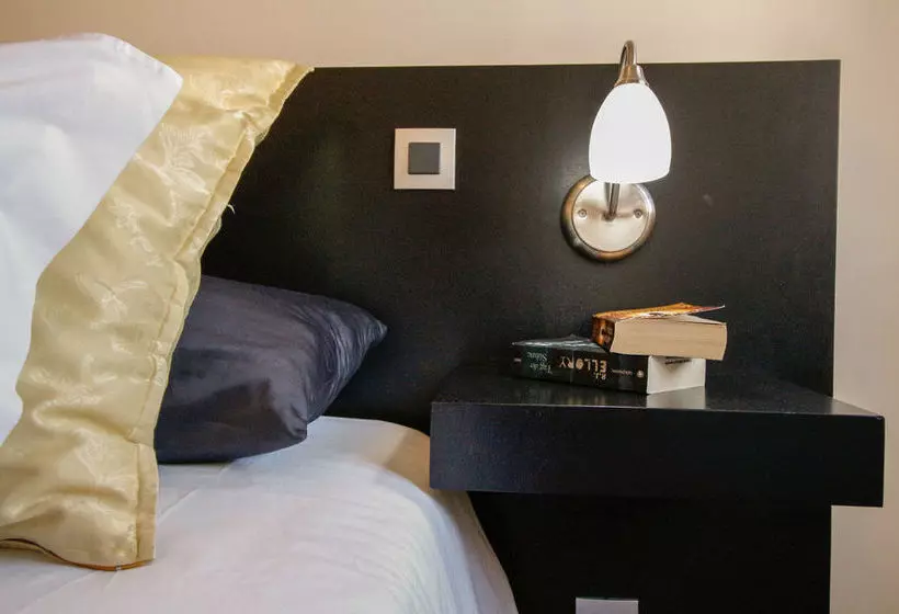 Hotelli Casas Da Avenida E Do Pico