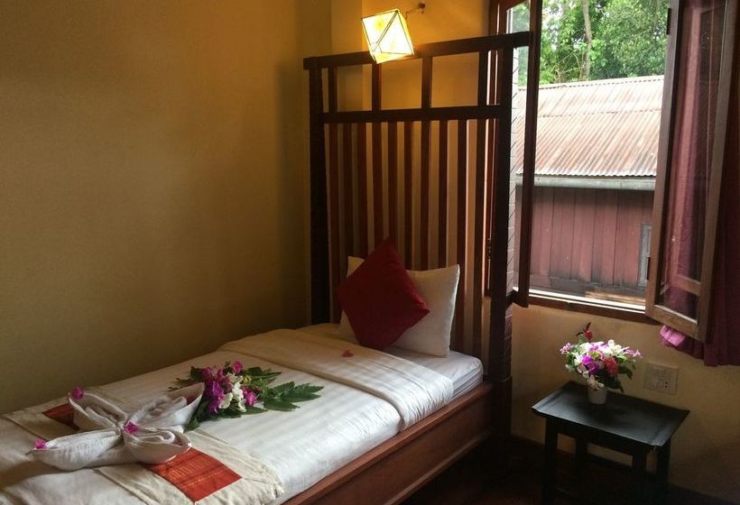 هتل Chaluenxay Villa