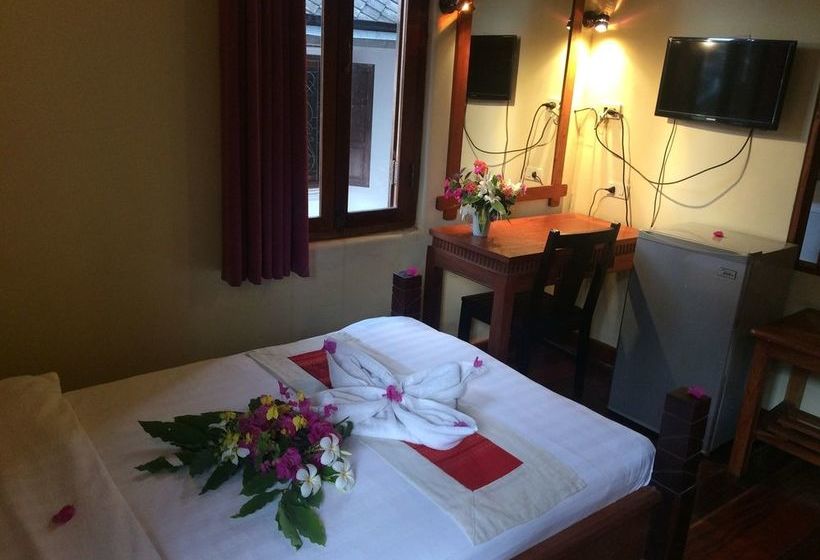 هتل Chaluenxay Villa