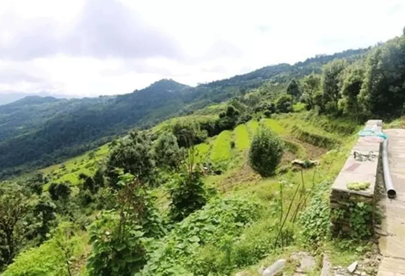 هتل Dhampus Village Eco Lodge