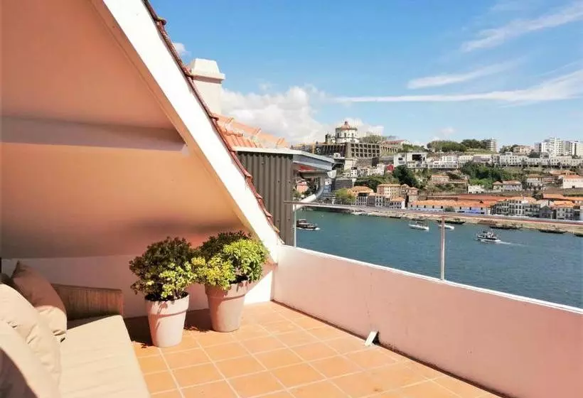 هتل Douro Apartments Rivertop