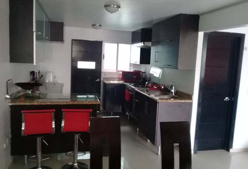 فندق Guadalupe Inn House