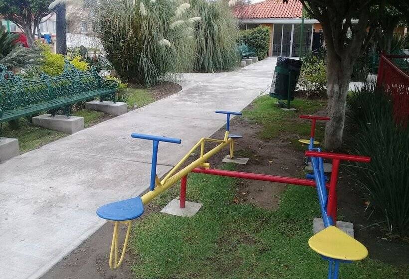 فندق Guadalupe Inn House