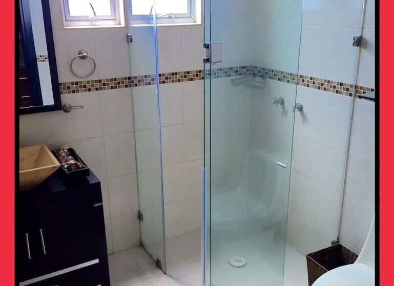 فندق Guadalupe Inn House