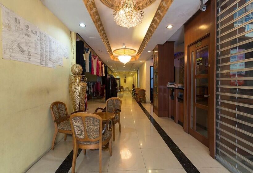 호텔 Lebuh Queen City