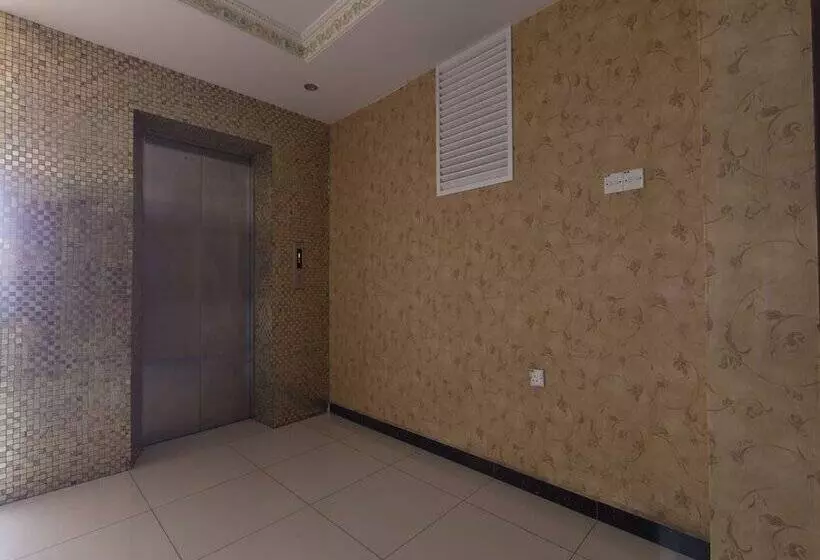 هتل Lebuh Queen City