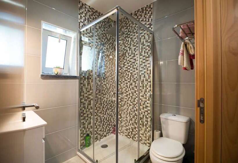 בית מלון כפרי Mocho Guesthouse