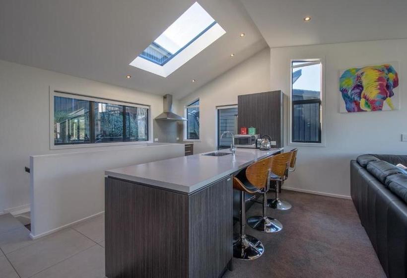 Hotel Quartz Rise Haven