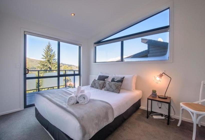 Hotel Quartz Rise Haven