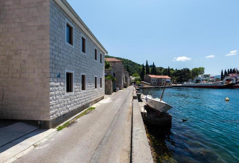 هتل Tale House Montenegro