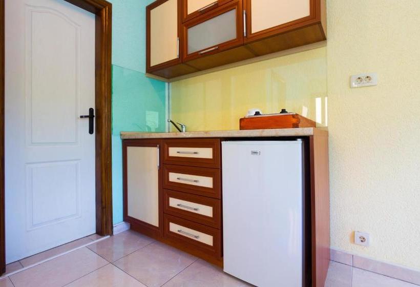 هتل Tale House Montenegro