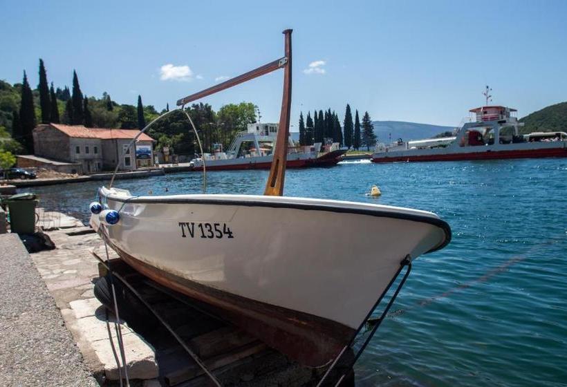 هتل Tale House Montenegro