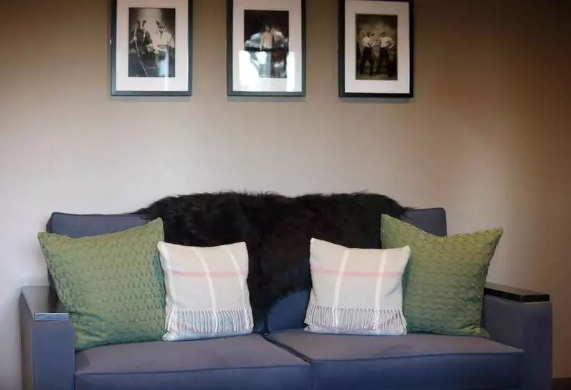 Hotelli The Jack Russell