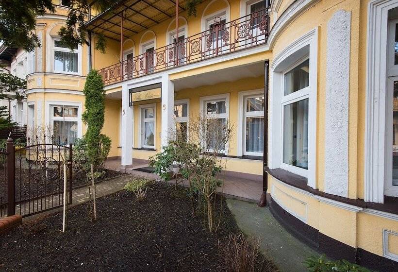 בית מלון כפרי Villa Casteria