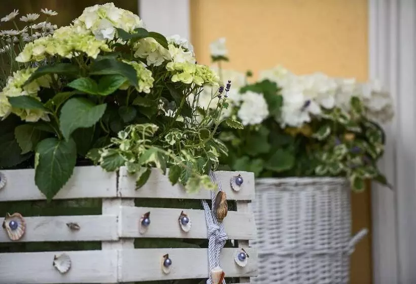 Hotelli Villa Casteria