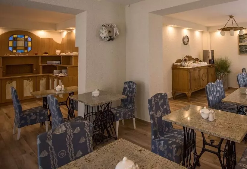 Hotelli Villa Casteria