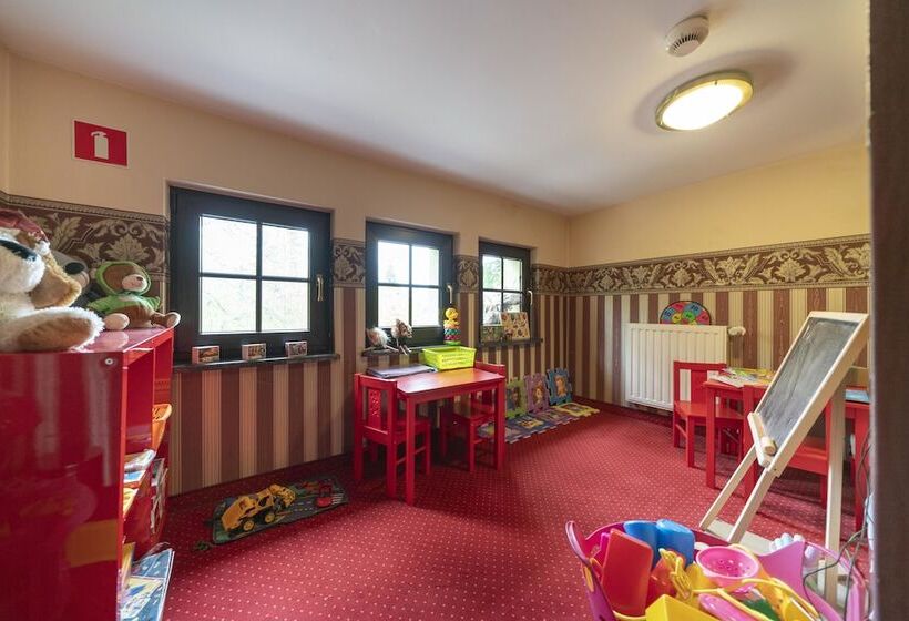 هتل Willa Słoneczna Róża Pobyt Ze śniadaniami