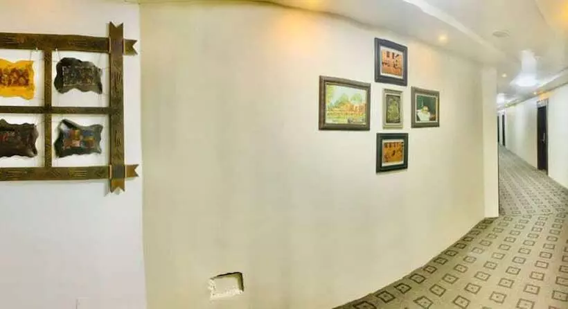 Oakspring Hotel & Luxury Suites