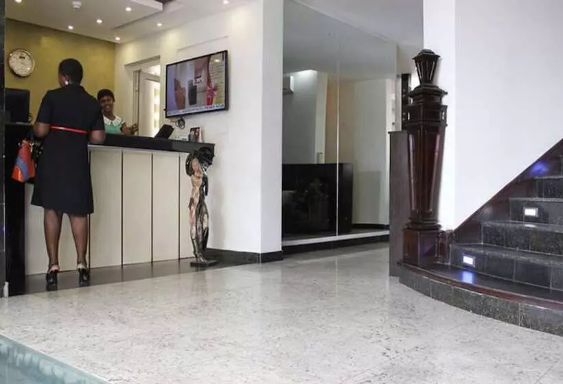 Oakspring Hotel & Luxury Suites