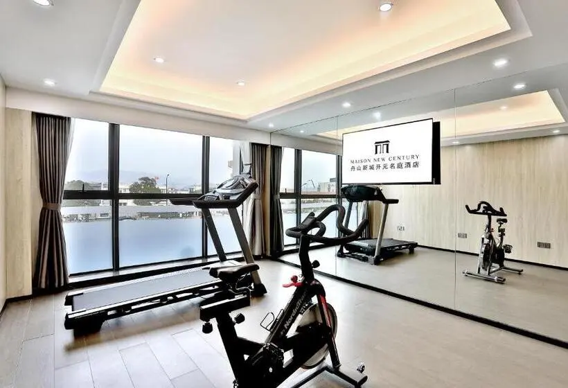 هتل Zhoushan Maison New Century