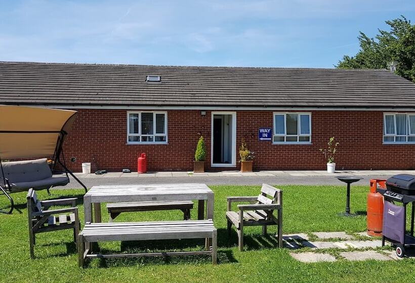 בית מלון כפרי Chelford Guesthouse