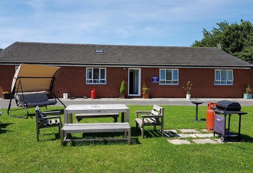 בית מלון כפרי Chelford Guesthouse