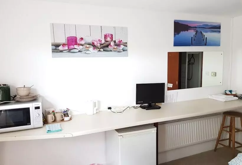 Hotelli Chelford Guesthouse