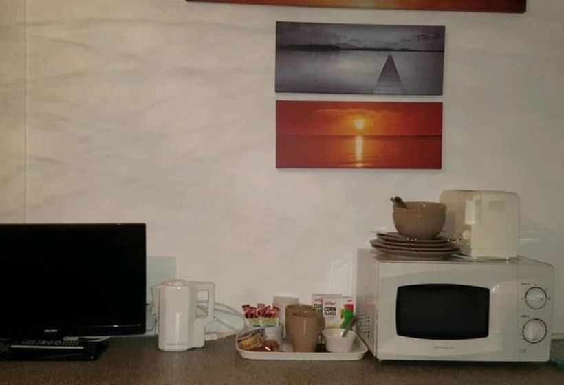 בית מלון כפרי Chelford Guesthouse