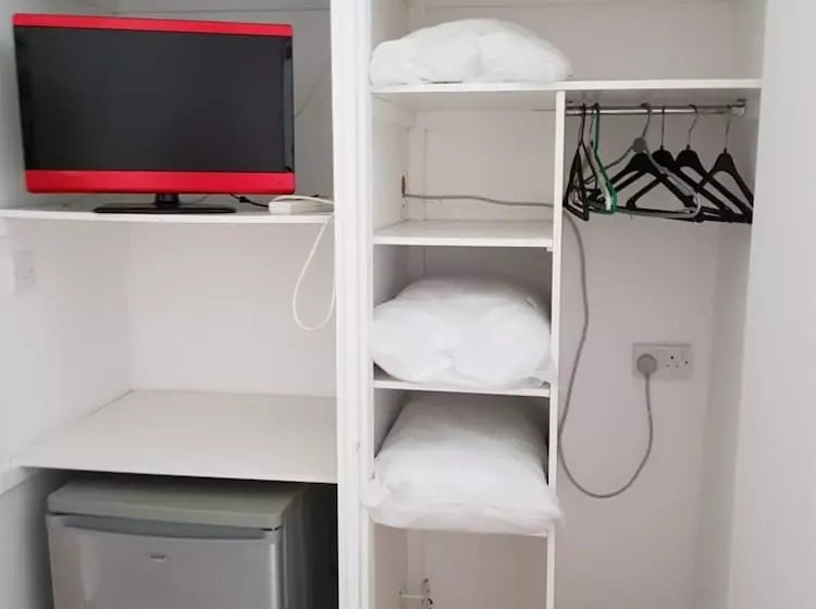 Hotelli Chelford Guesthouse