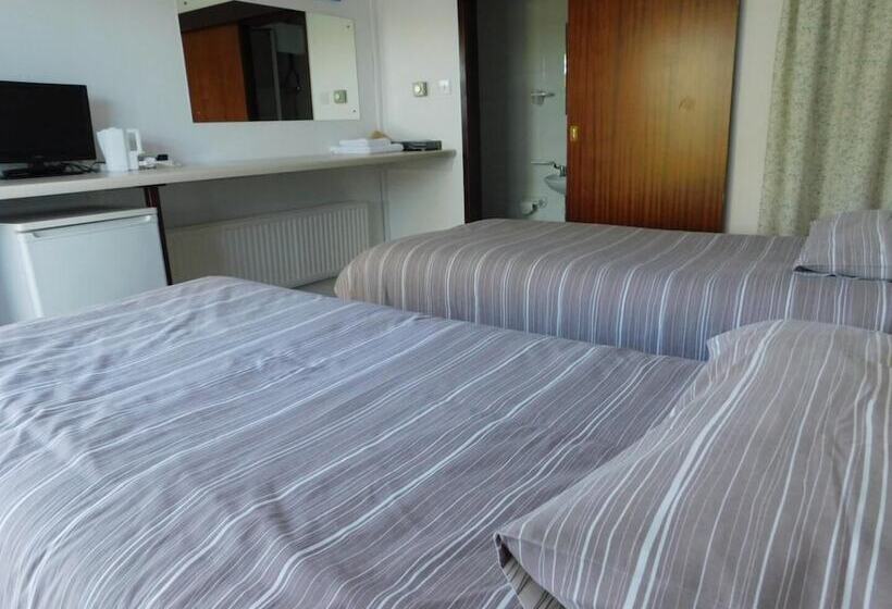 בית מלון כפרי Chelford Guesthouse