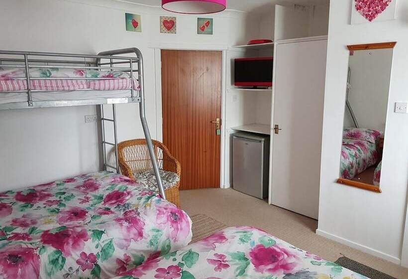 בית מלון כפרי Chelford Guesthouse