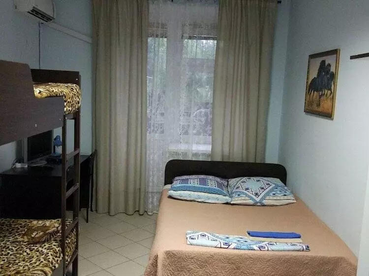 ホテル Daily Hostel