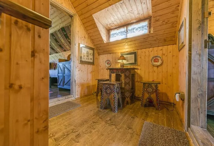 ホテル Gradina Vlahiia