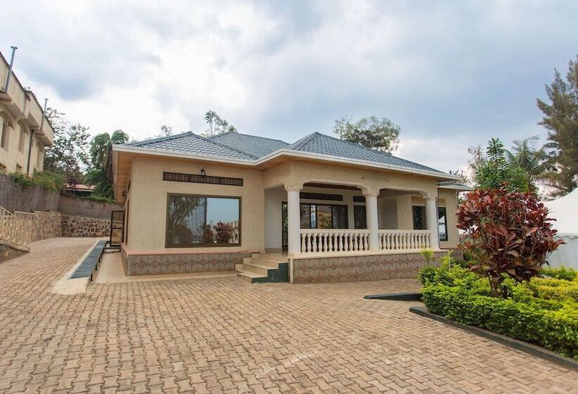 هتل Iris Guesthouse