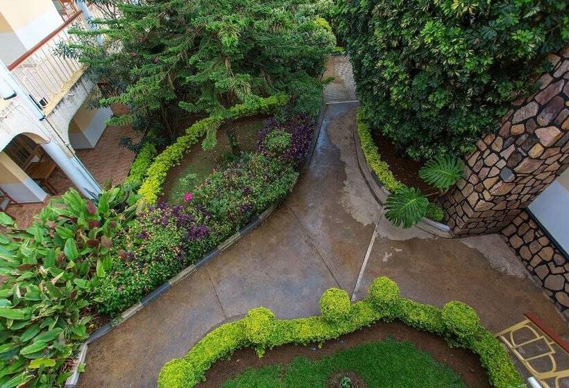 هتل Iris Guesthouse