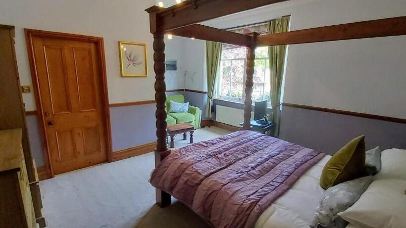 فندق Laurel Cottage